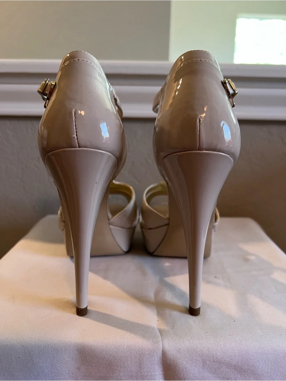 Guess Patent Leather T-Strap Platform Sandals in Nude